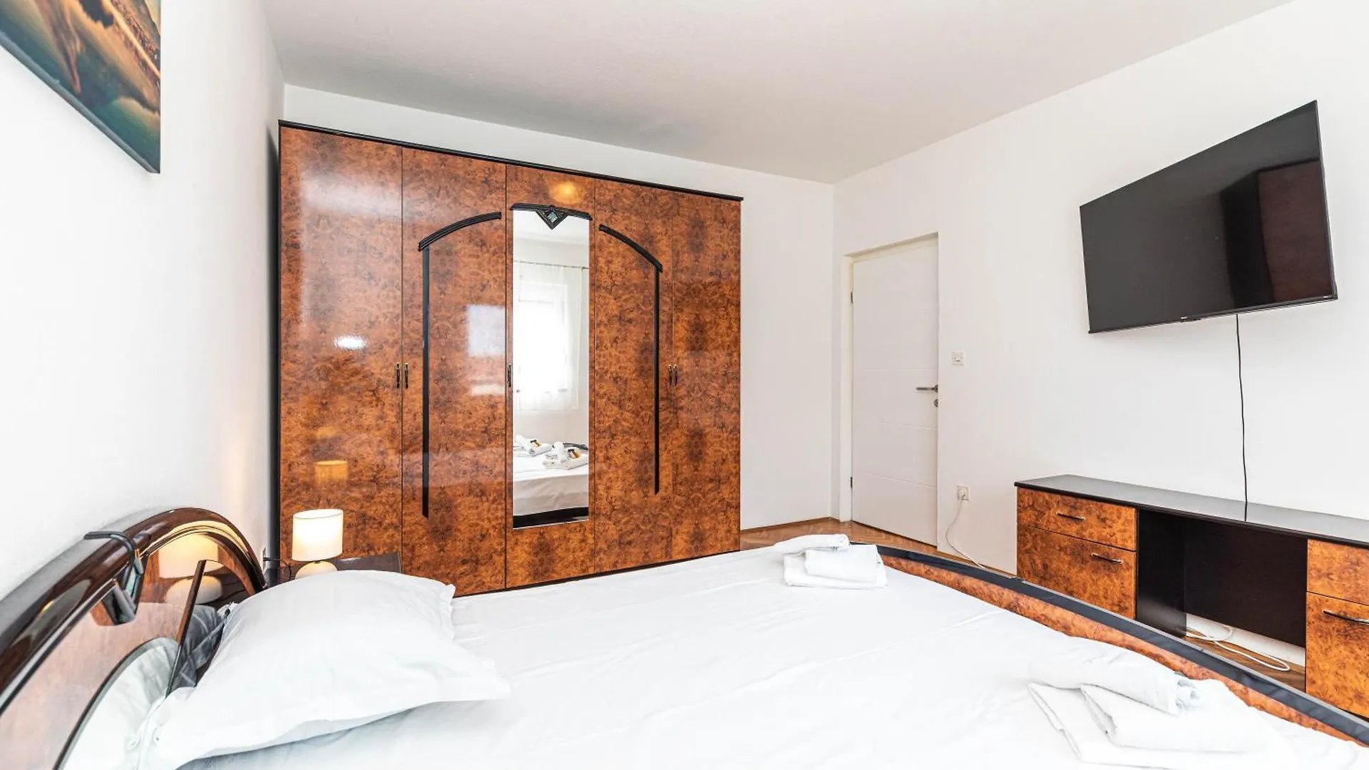 Apartman Luci Kastela 0*,  Croatia