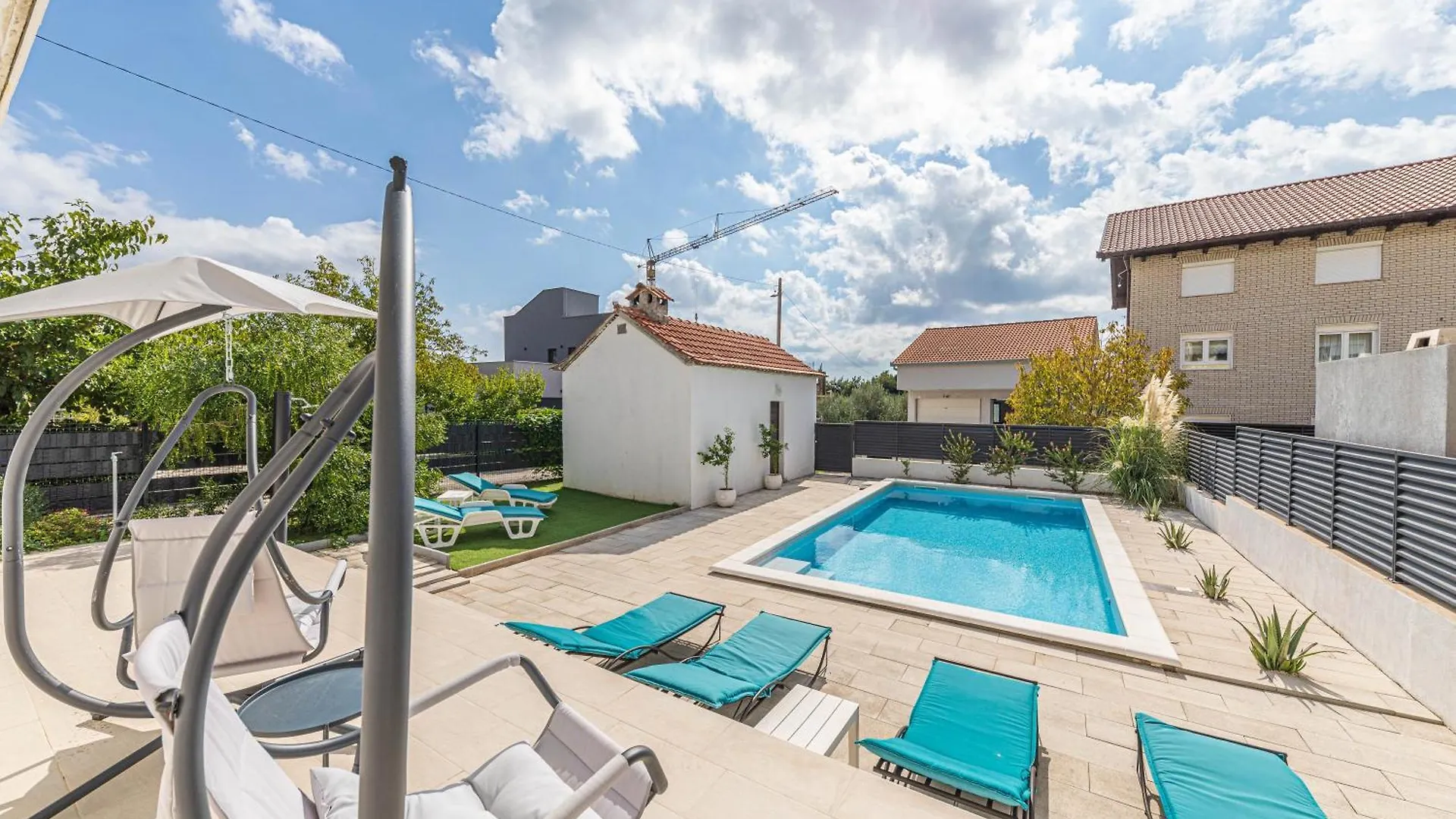 Apartment Apartman Luci Kastela Croatia