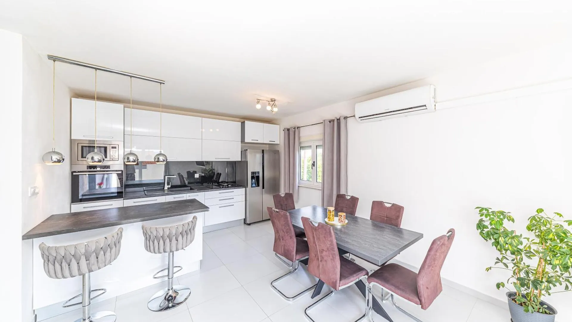 Apartman Luci Kastela